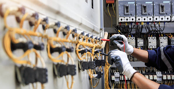 Professional Electrician technician working in Callaway, MD